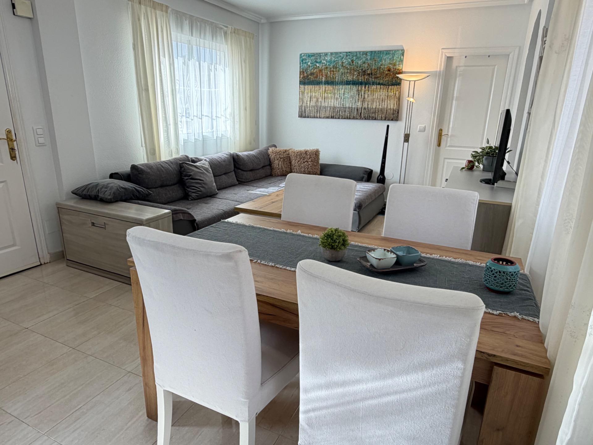 For sale - 2 Bedroom 2 Bathroom Semi Detached in Ciudad Quesada - Pueblo  - Alicante