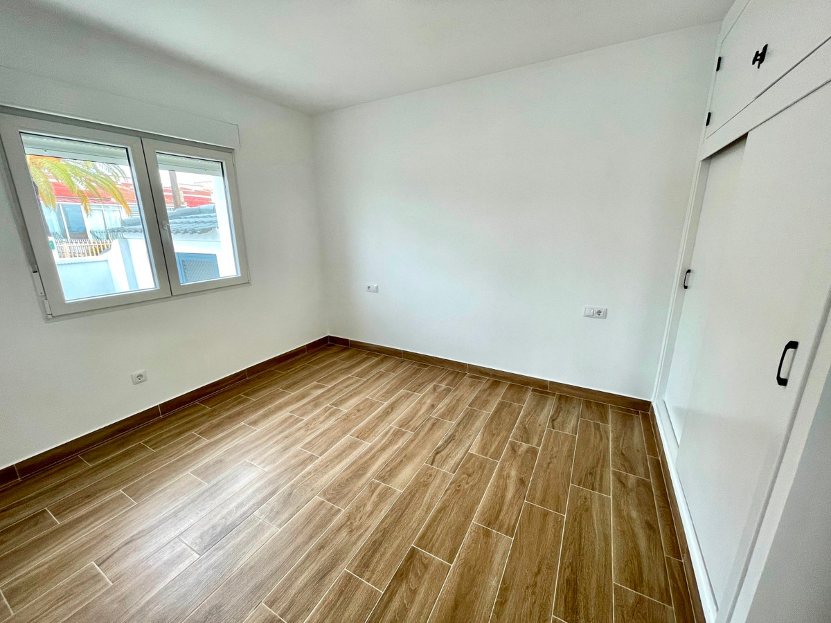 For sale - 3 Bedroom 1 Bathroom House  in Ciudad Quesada  - Ciudad Quesada  - Alicante