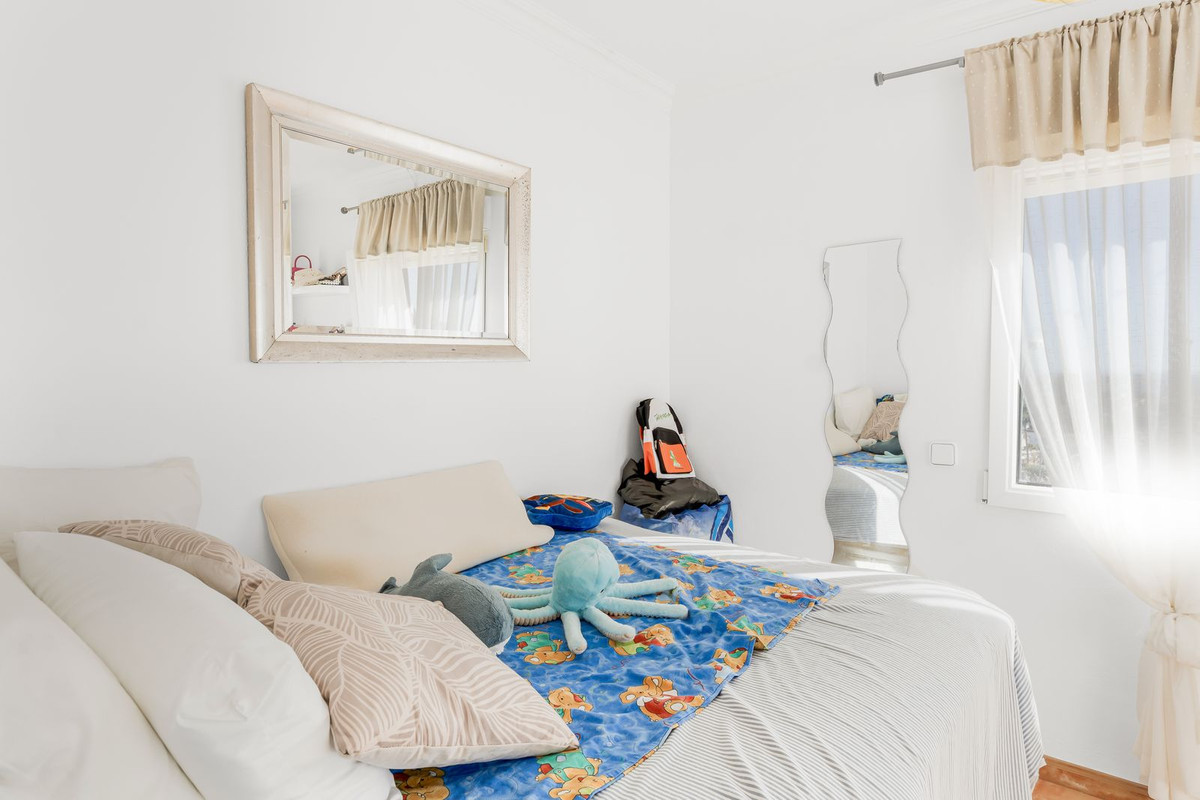 For sale - 8 Bedroom 5 Bathroom House - Detached Villa in San Miguel de Salinas - San Miguel  - Alicante