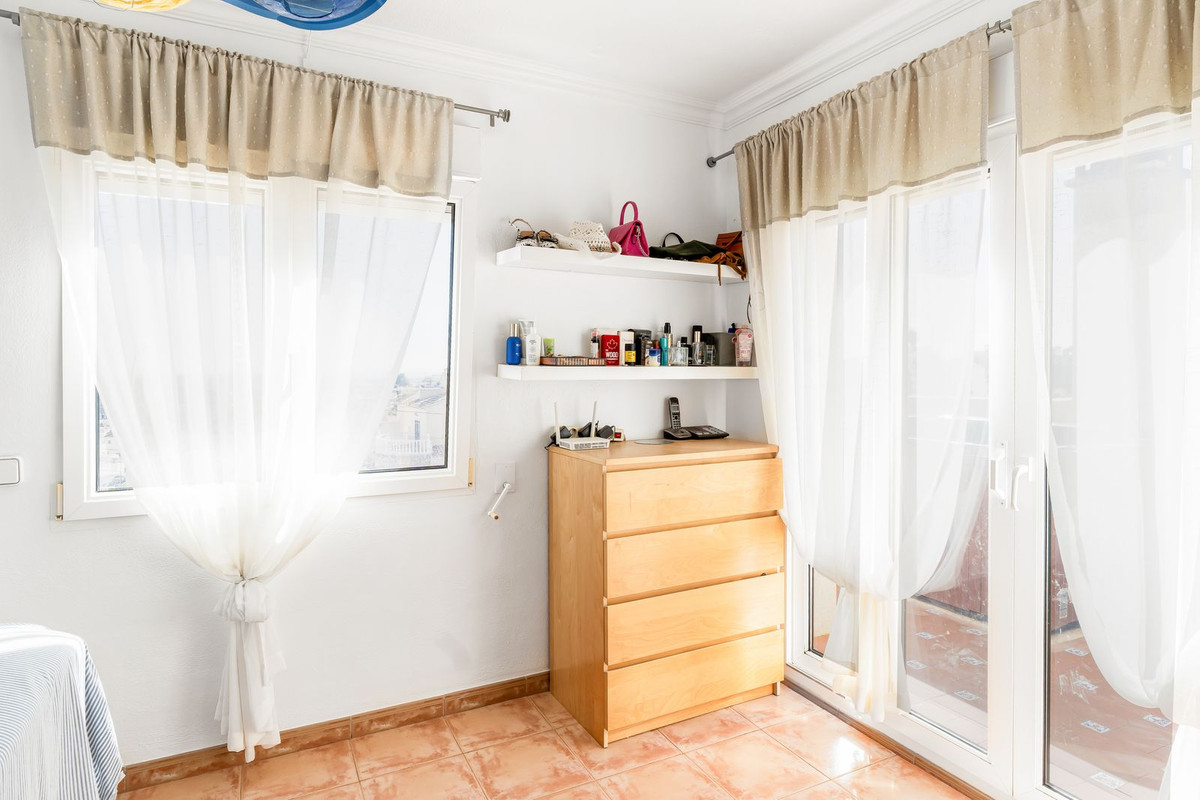 For sale - 8 Bedroom 5 Bathroom House - Detached Villa in San Miguel de Salinas - San Miguel  - Alicante