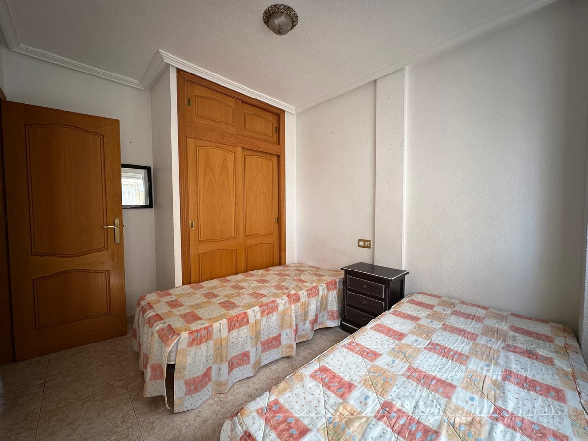 For sale - 3 Bedroom 3 Bathroom House - Townhouse in Orihuela - Punta Prima  - Alicante