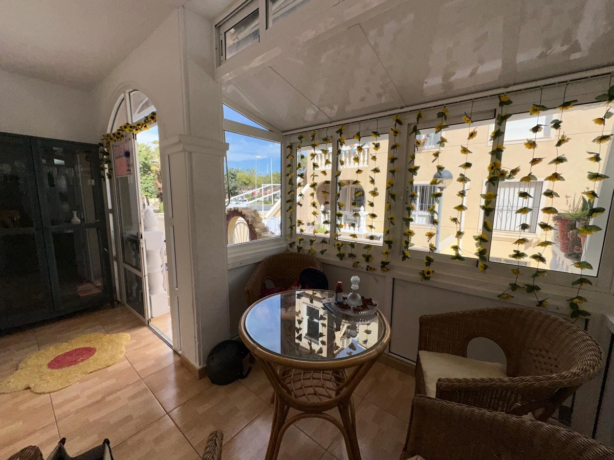 For sale - 3 Bedroom 3 Bathroom House - Townhouse in Orihuela - Punta Prima  - Alicante