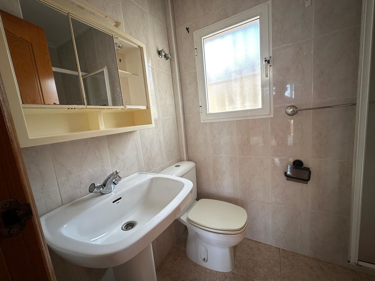 For sale - 3 Bedroom 3 Bathroom House - Townhouse in Orihuela - Punta Prima  - Alicante