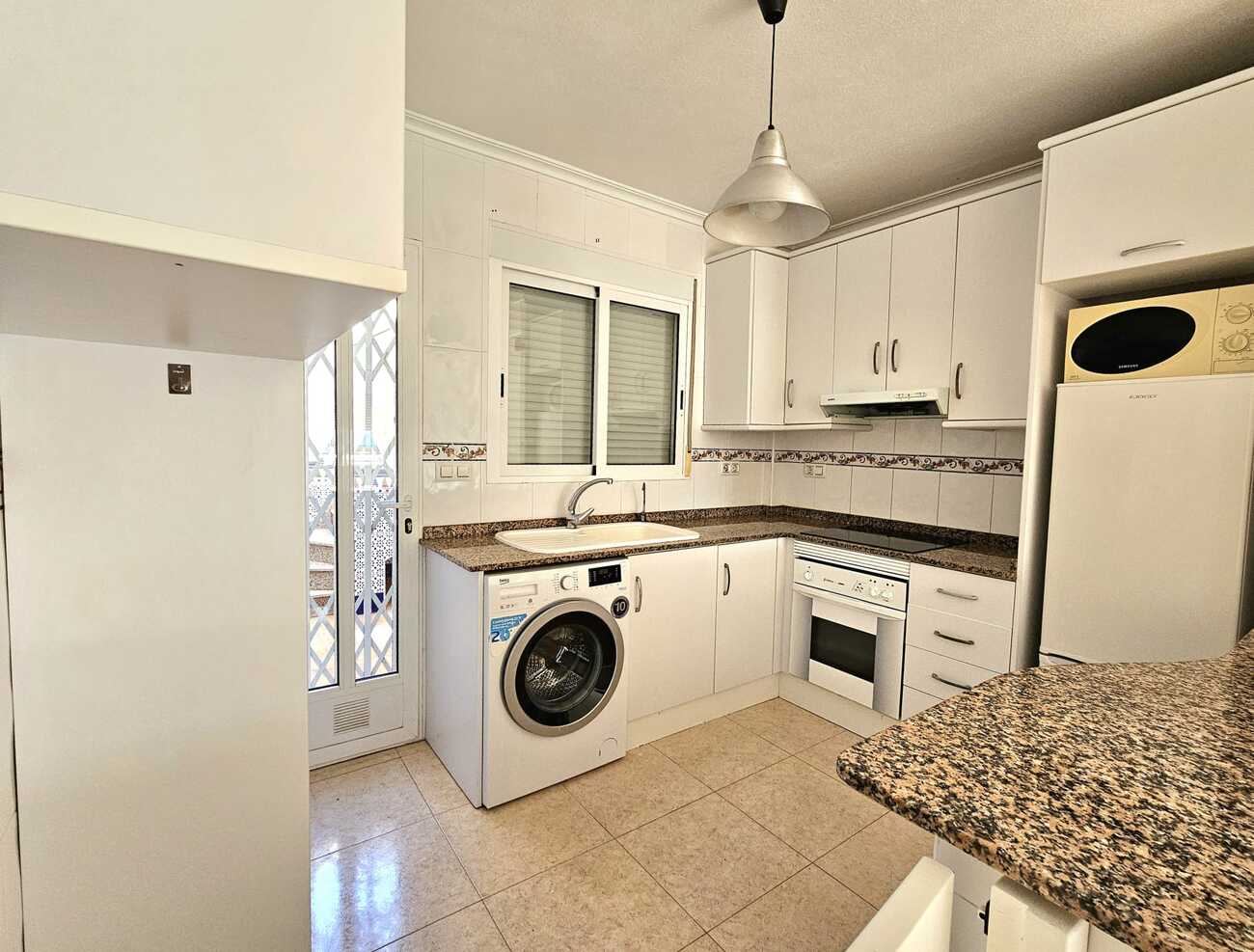 For sale - 3 Bedroom 2 Bathroom Town House in Sucina -  - Murcia