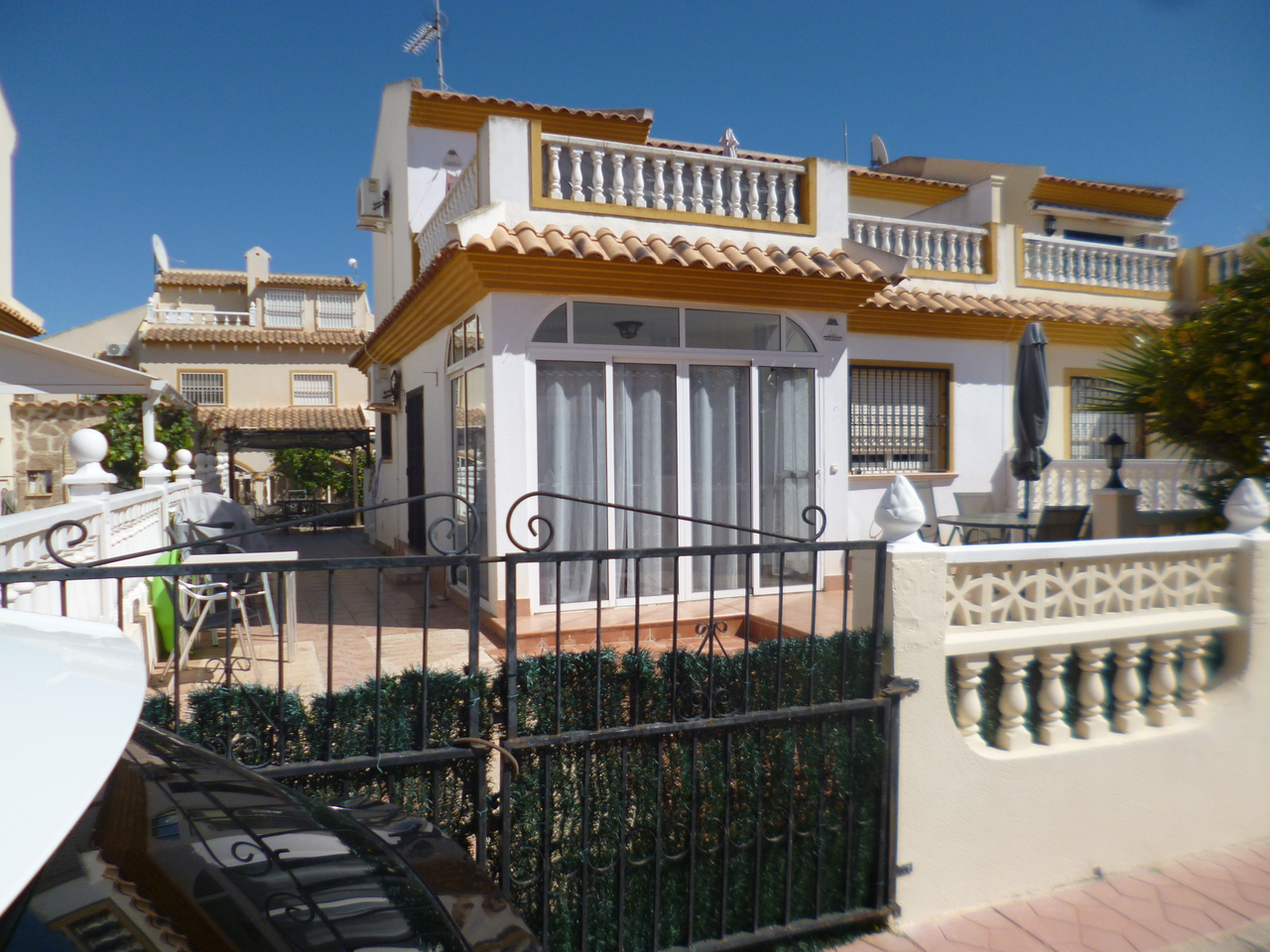 For sale - 3 Bedroom 2 Bathroom Town House in Playa Flamenca - Costa Blanca  - Alicante