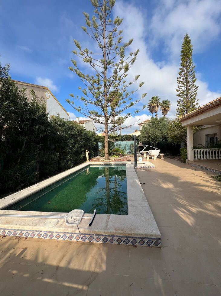 For sale - 3 Bedroom 2 Bathroom Villa in Playa Flamenca - Playa Flamenca  - Alicante