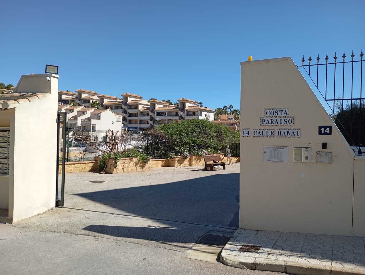 For sale - 2 Bedroom 1 Bathroom Apartment in Villamartin - Costa Blanca  - Alicante