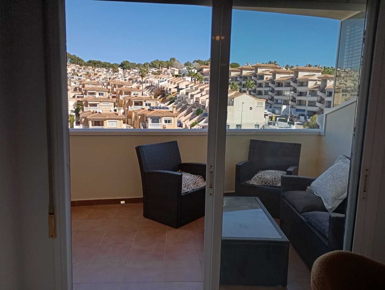 For sale - 2 Bedroom 1 Bathroom Apartment in Villamartin - Costa Blanca  - Alicante