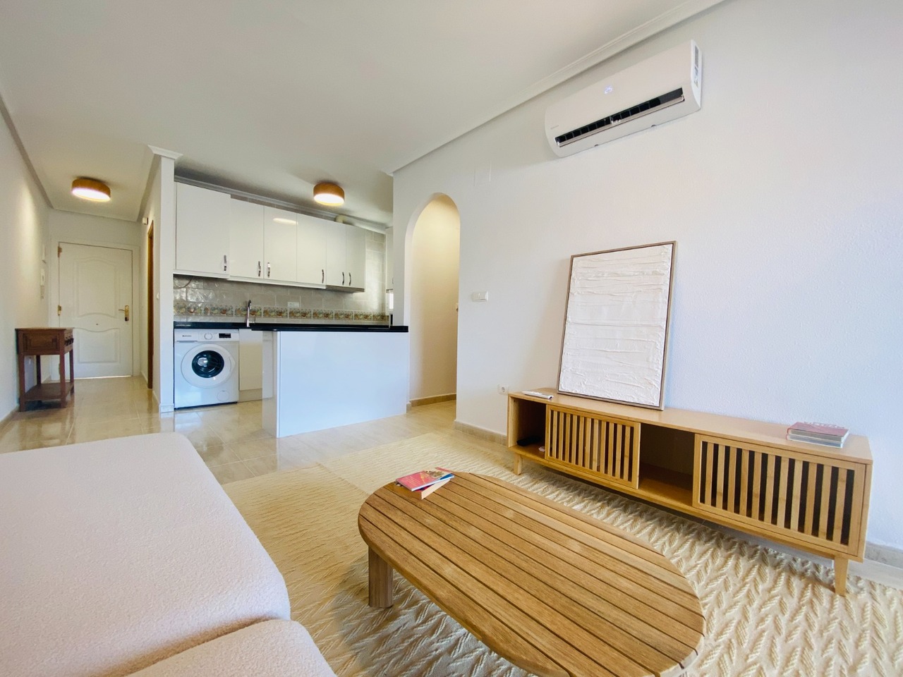 For sale - 2 Bedroom 1 Bathroom Apartment in Villamartin - Costa Blanca  - Alicante