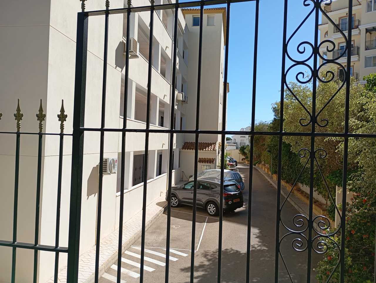 For sale - 2 Bedroom 1 Bathroom Apartment in Villamartin - Costa Blanca  - Alicante