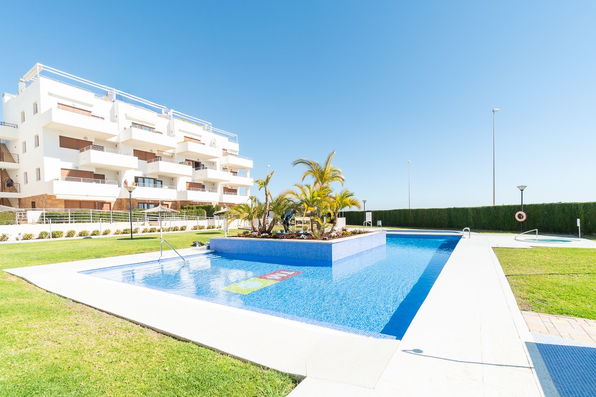 For sale - 2 Bedroom 2 Bathroom Apartment in Lomas de Cabo Roig - Costa Blanca  - Alicante
