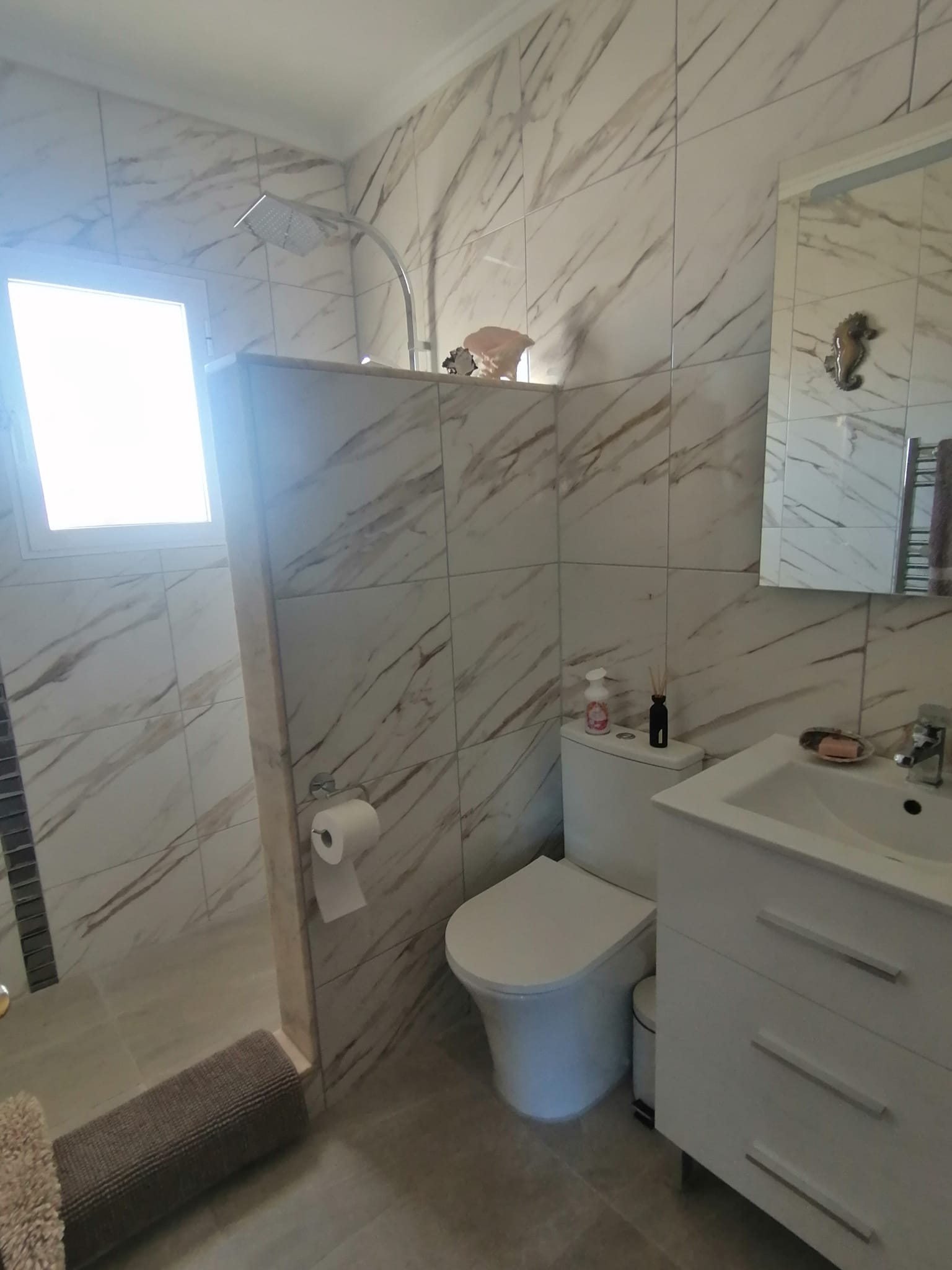 For sale - 3 Bedroom 3 Bathroom villa in San Miguel De Salinas -  - Alicante