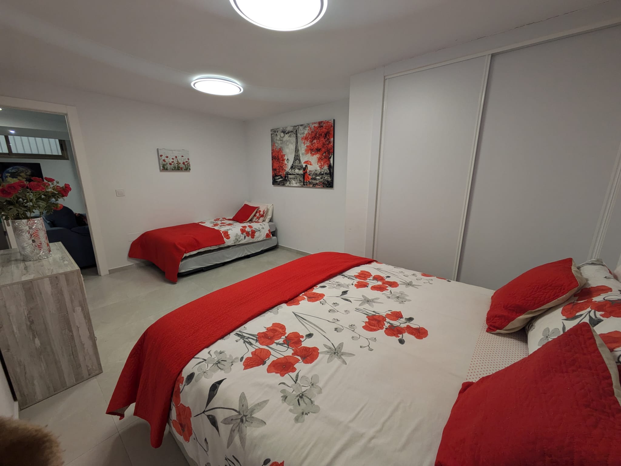 For sale - 2 Bathroom villa in Villamartin -  - Alicante