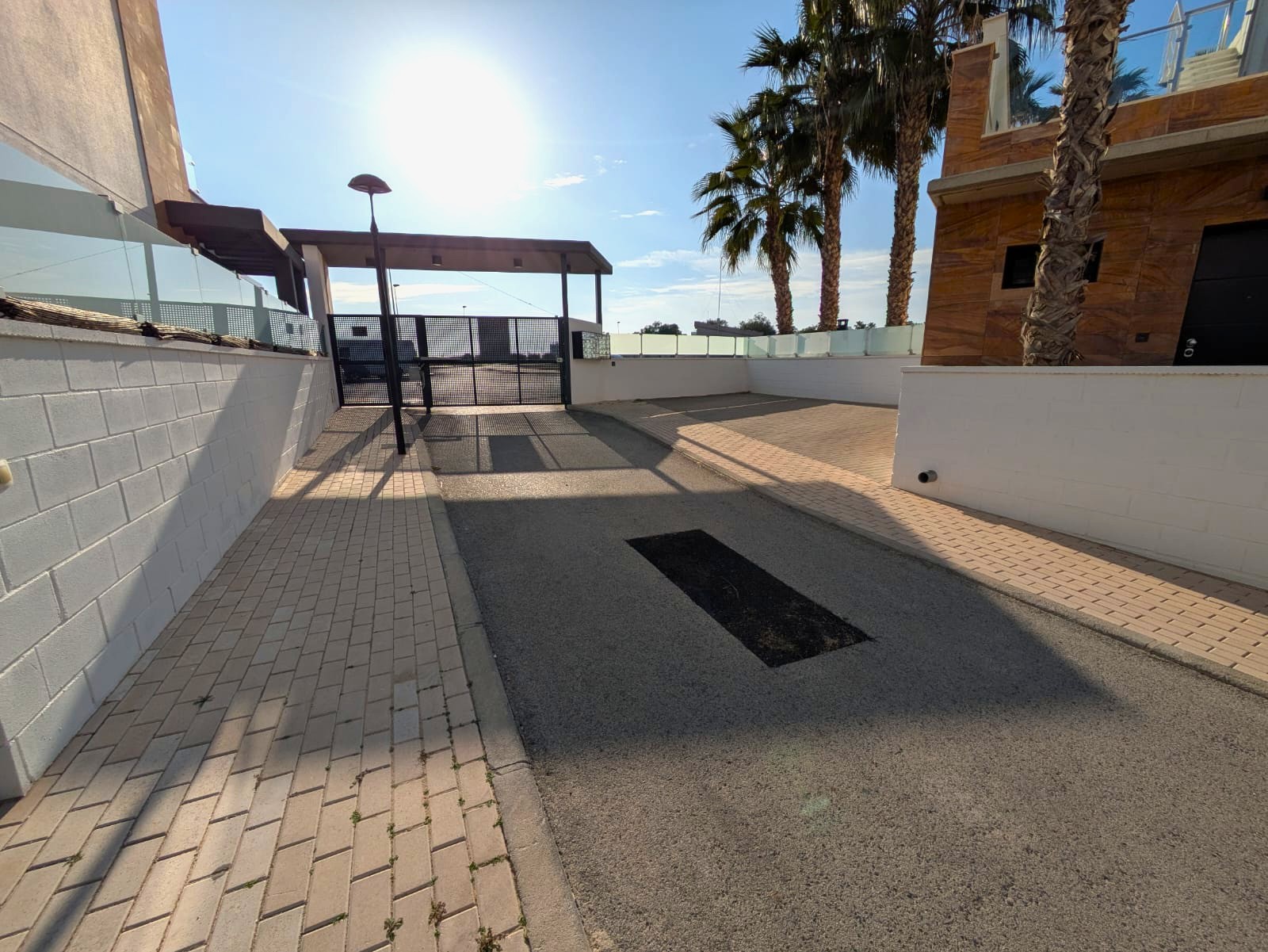 For sale - 3 Bedroom 2 Bathroom villa in Lomas De Cabo Roig -  - Alicante