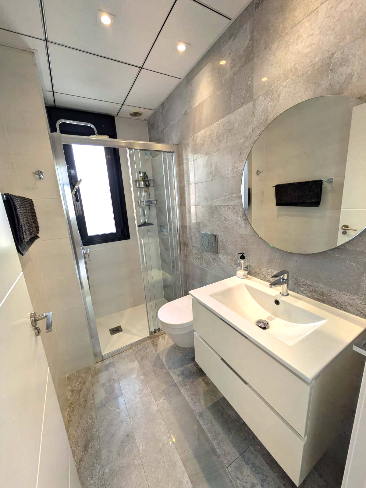 For sale - 3 Bedroom 2 Bathroom villa in Lomas De Cabo Roig -  - Alicante