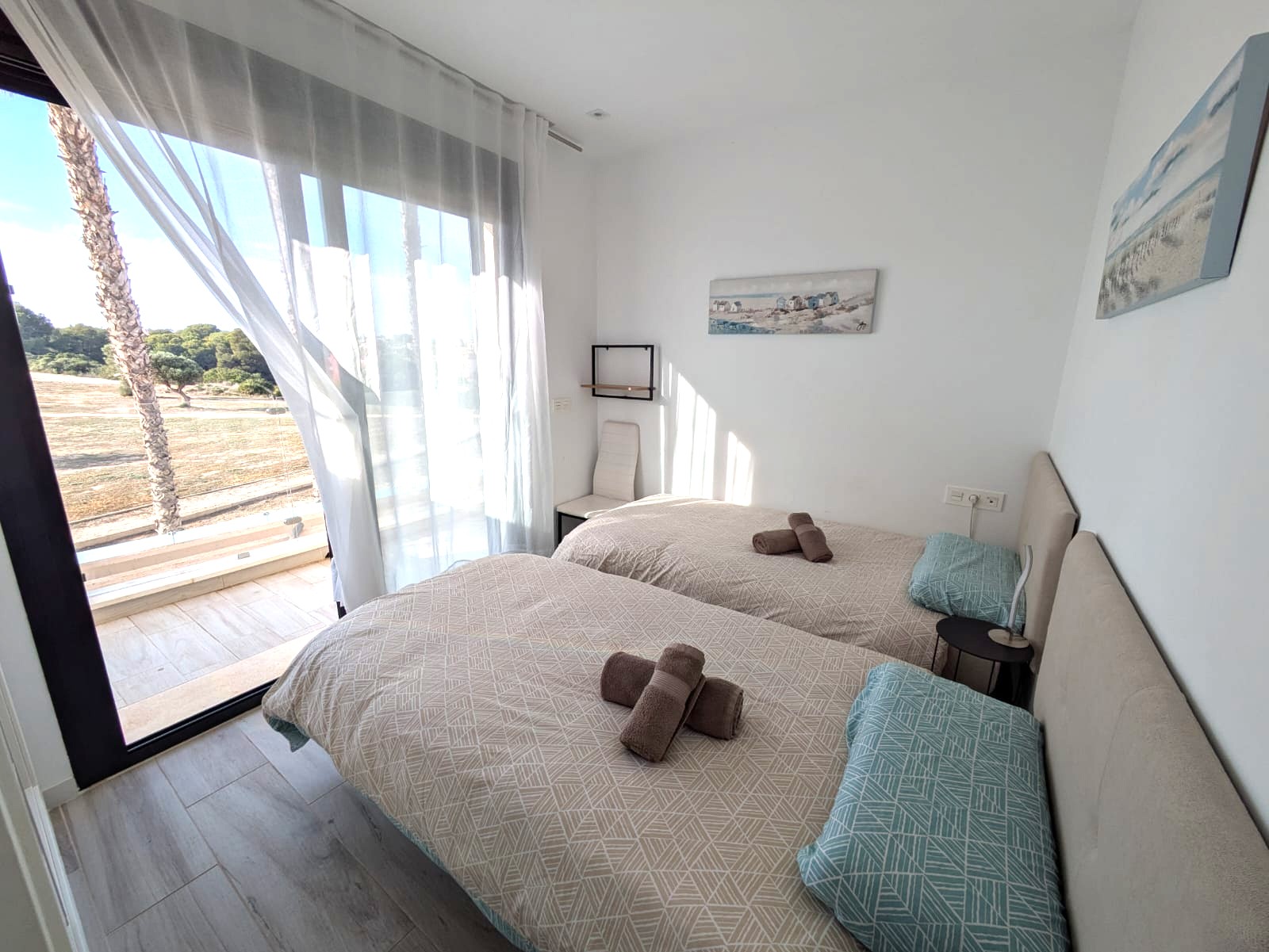 For sale - 3 Bedroom 2 Bathroom villa in Lomas De Cabo Roig -  - Alicante