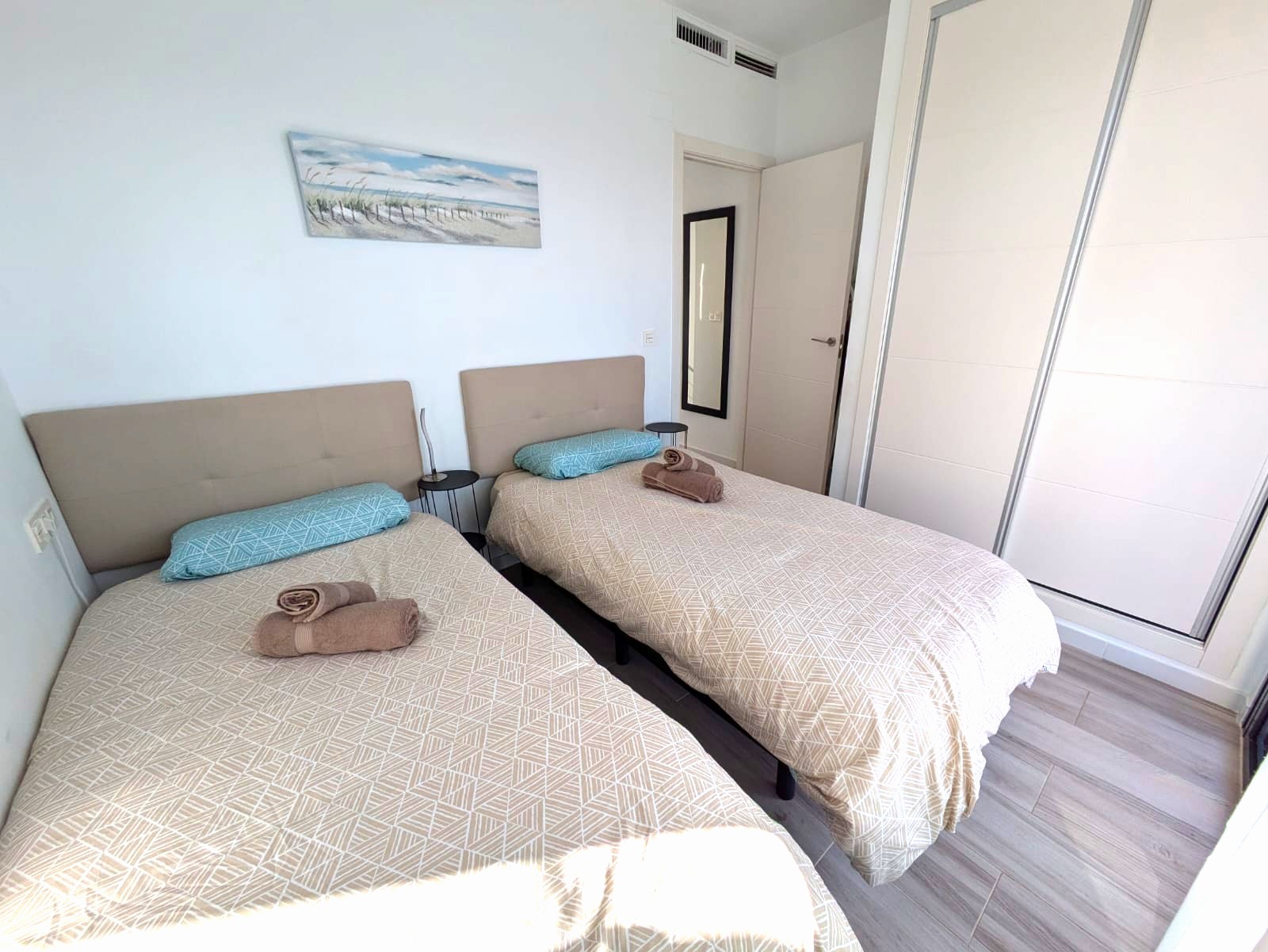 For sale - 3 Bedroom 2 Bathroom villa in Lomas De Cabo Roig -  - Alicante