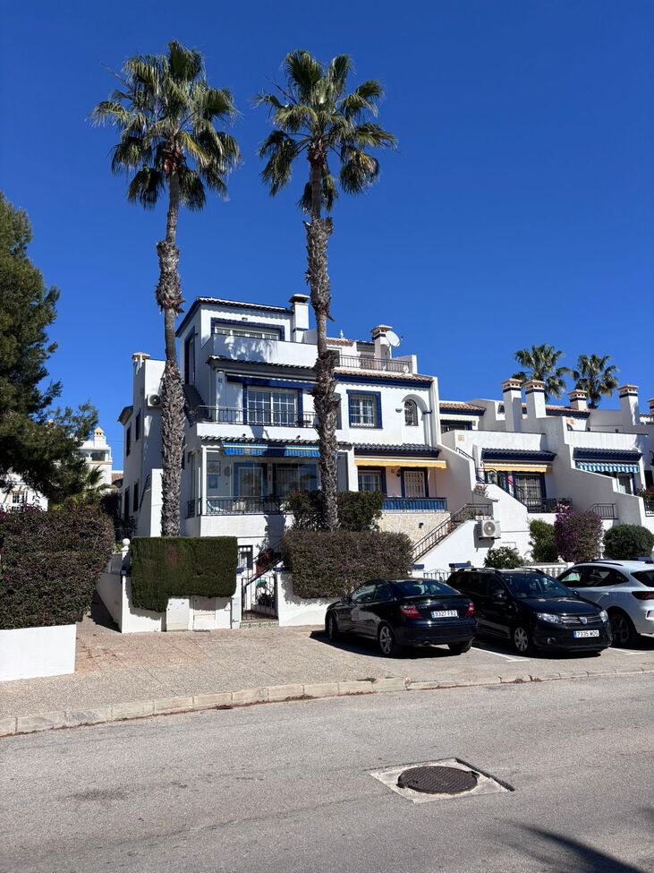 For sale - 2 Bedroom 1 Bathroom Duplex Penthouse in Orihuela Costa - Los Dolses  - Alicante