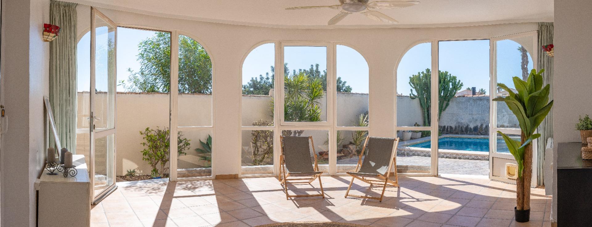 For sale - 3 Bedroom 3 Bathroom Villa in Playa Flamenca - Playa Flamenca  - Alicante