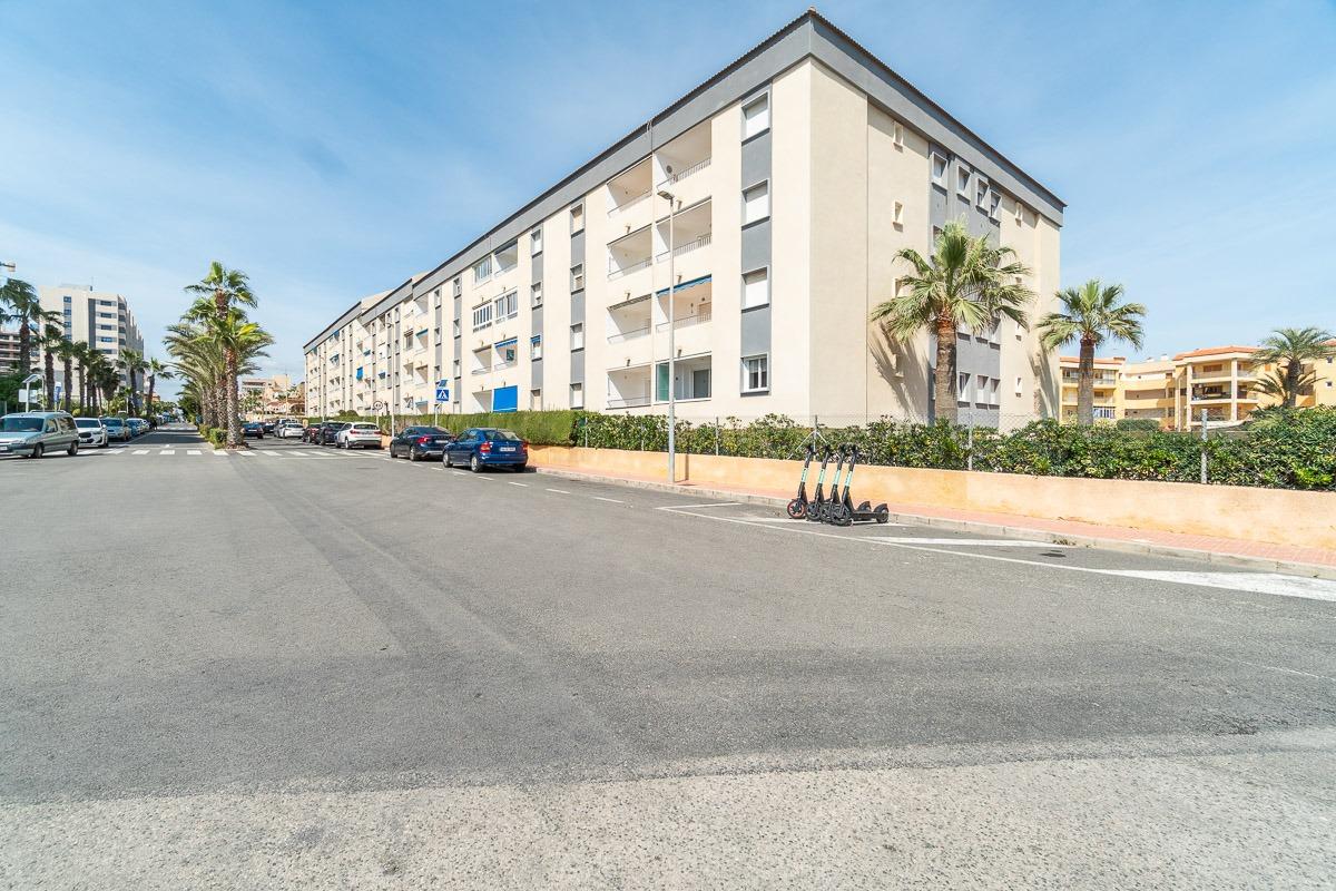 For sale - 2 Bedroom 2 Bathroom Flat in Orihuela Costa - Rocio del Mar  - Alicante