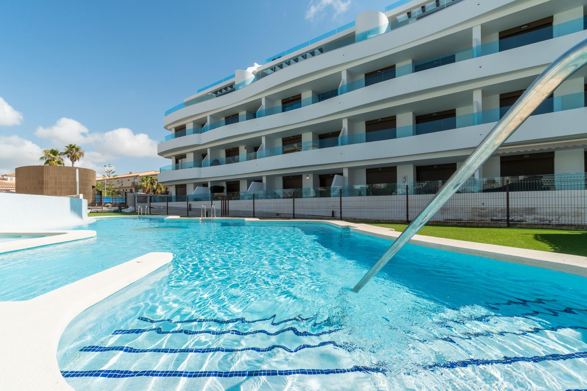 For sale - 3 Bedroom 2 Bathroom Apartment in Playa Flamenca - Playa Flamenca  - Alicante