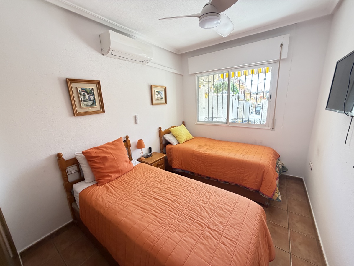 For sale - 4 Bedroom 2 Bathroom Bungalow in La Zenia - , La Zenia, Alicante, Spain - Alicante