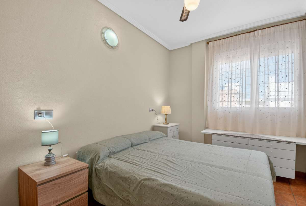 For sale - 5 Bedroom 2 Bathroom House - Detached Villa in San Pedro del Pinatar - Lo Pagan  - Murcia