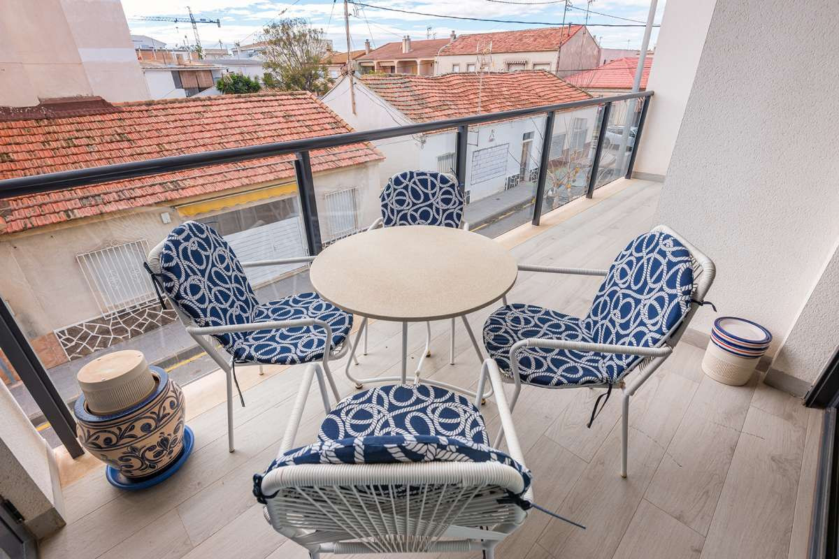 For sale - 2 Bedroom 2 Bathroom Apartment - Middle Floor Apartment in Pilar de la Horadada - Torre de la Horadada  - Alicante