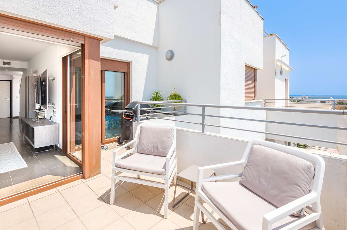 For sale - 2 Bedroom 2 Bathroom Apartment - Penthouse in Orihuela - Lomas de Cabo Roig  - Alicante