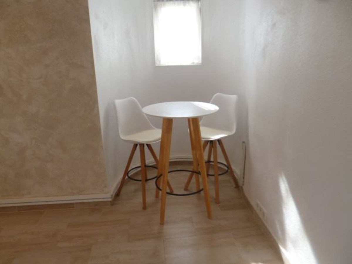 For sale - 5 Bedroom 4 Bathroom House - Detached Villa in Orihuela - Villamartin  - Alicante