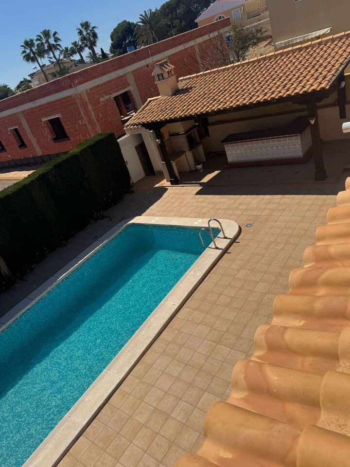 For sale - 4 Bedroom 5 Bathroom House - Detached Villa in Orihuela - La Zenia  - Alicante