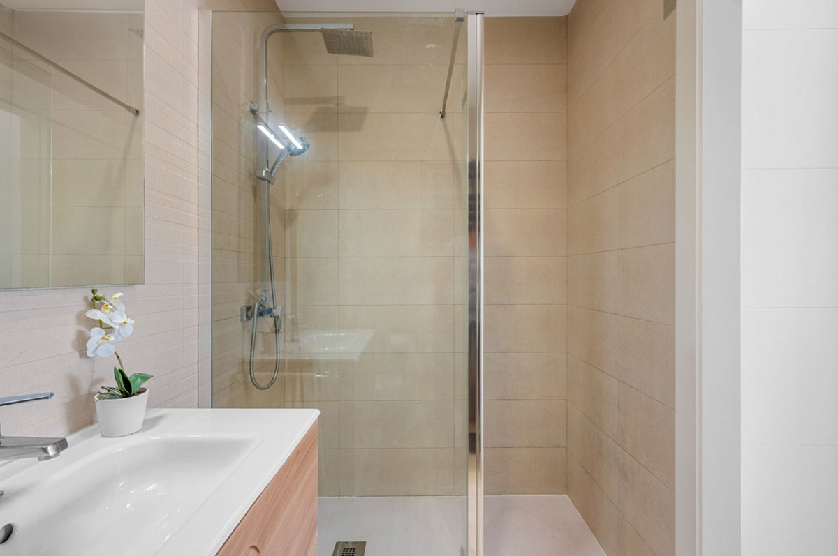 For sale - 3 Bedroom 2 Bathroom House - Townhouse in Rojales - Rojales Centro  - Alicante