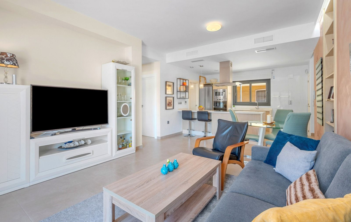 For sale - 3 Bedroom 2 Bathroom House - Townhouse in Rojales - Rojales Centro  - Alicante