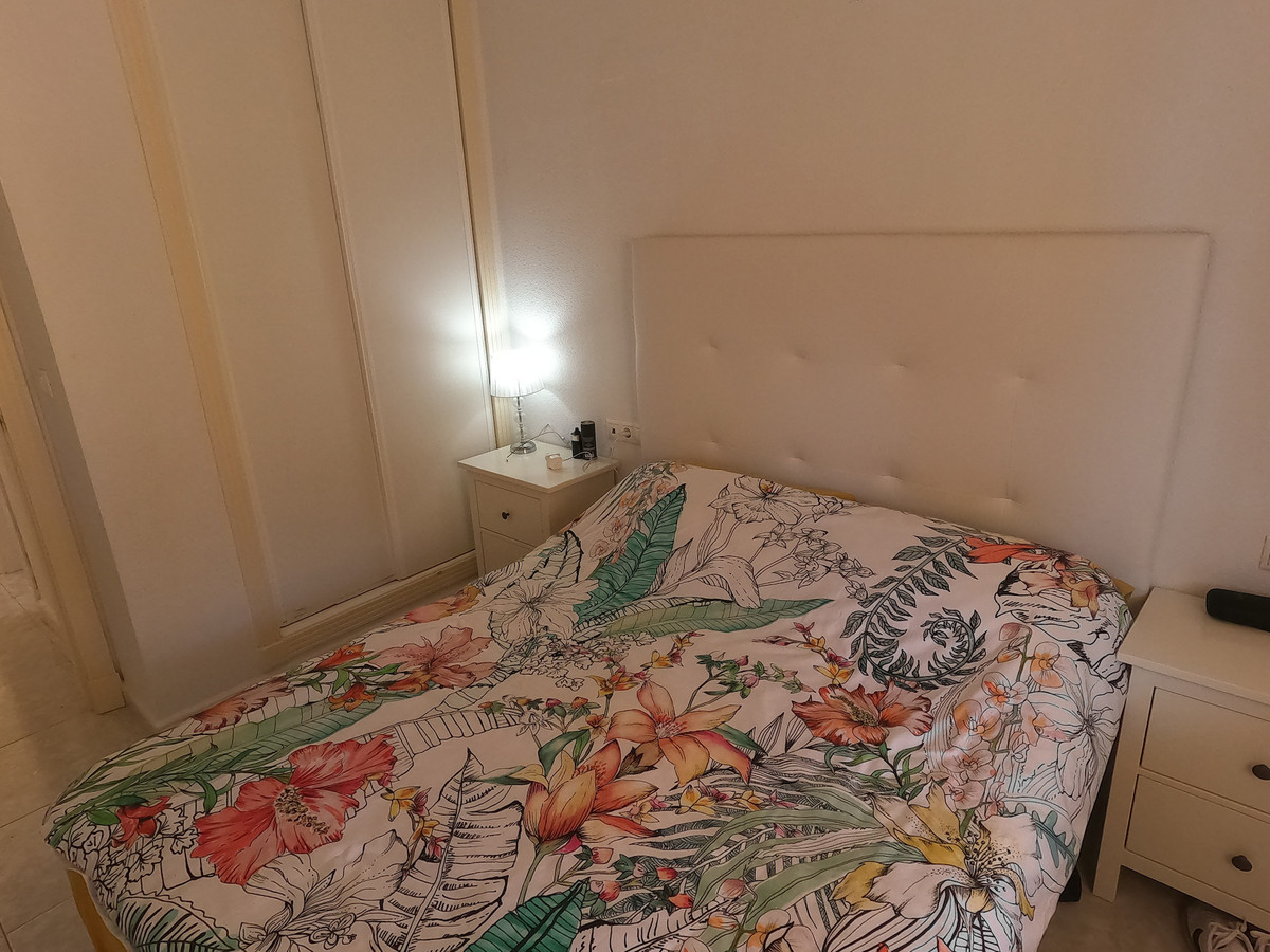 For sale - 2 Bedroom 1 Bathroom Top Floor Apartment in Algorfa - Algorfa Centro  - Alicante