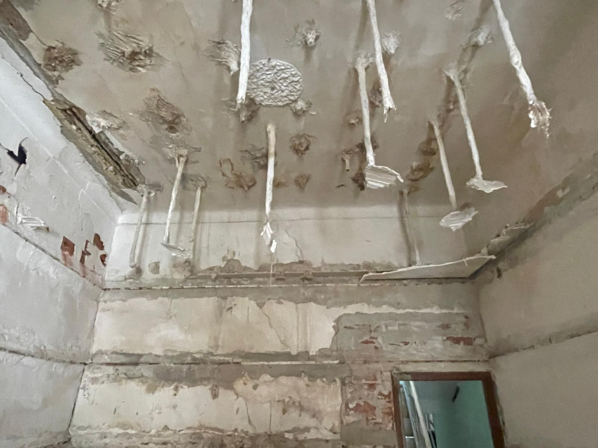 For sale - 4 Bedroom 2 Bathroom House - Semi-Detached House in Dolores - Dolores Centro  - Alicante