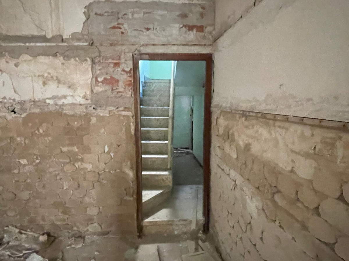 For sale - 4 Bedroom 2 Bathroom House - Semi-Detached House in Dolores - Dolores Centro  - Alicante