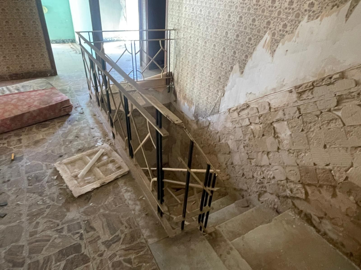 For sale - 4 Bedroom 2 Bathroom House - Semi-Detached House in Dolores - Dolores Centro  - Alicante