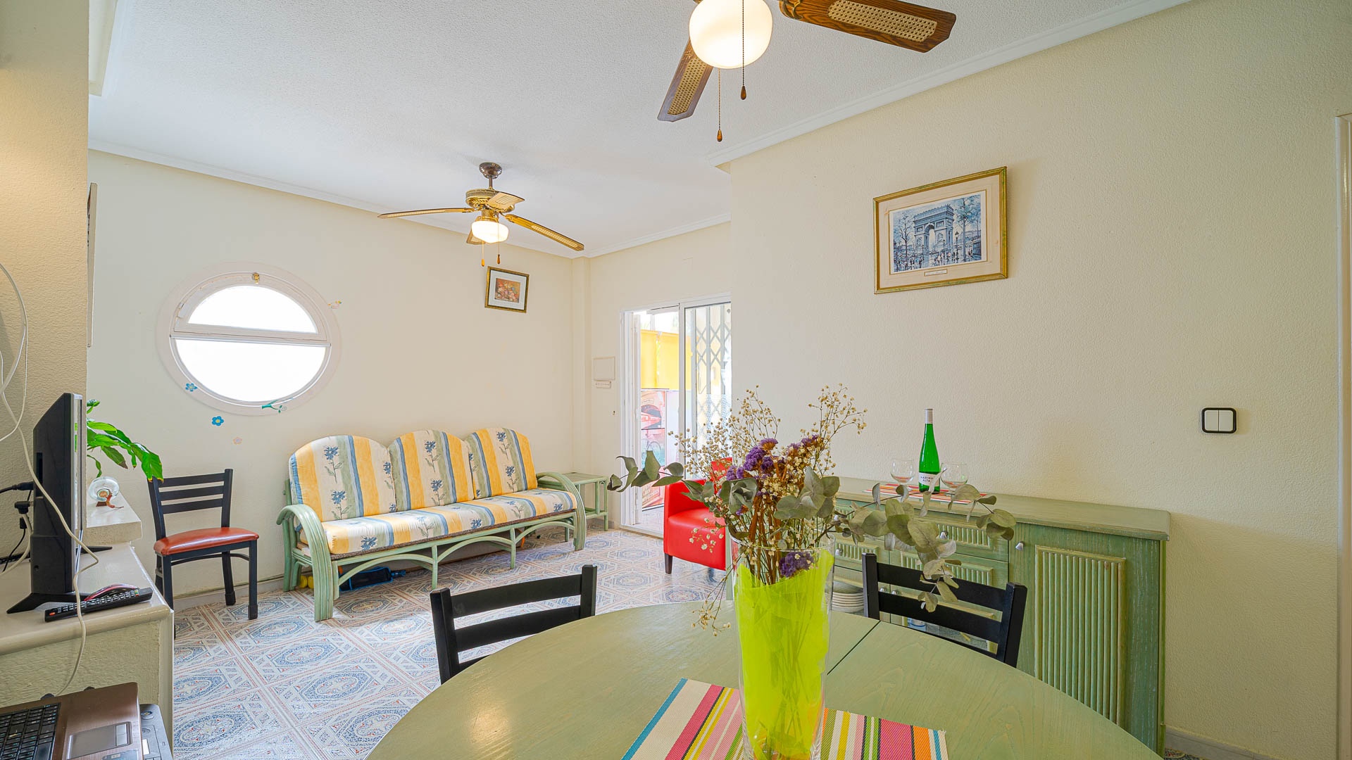 Sold - 2 Bedroom 1 Bathroom Apartament in Punta Prima - Punta Prima  - Alicante