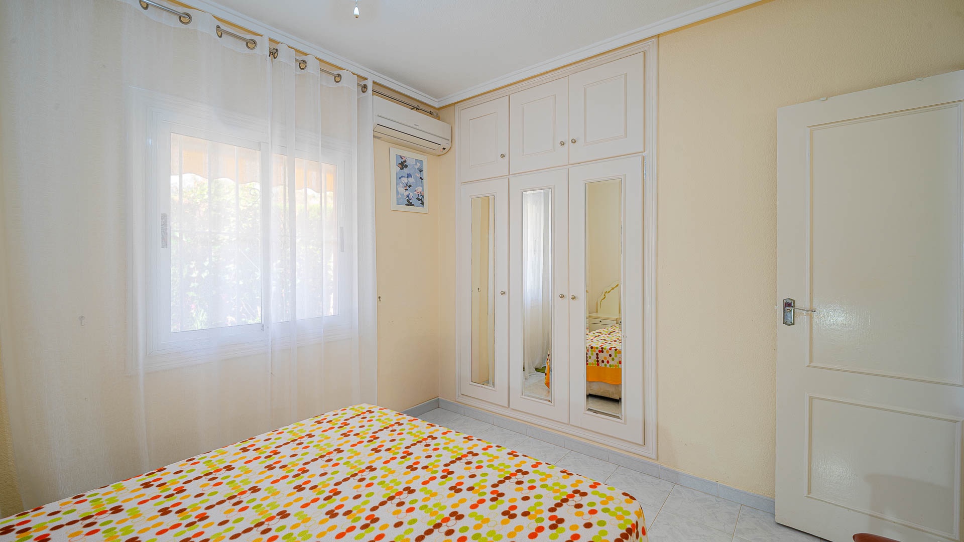 Sold - 2 Bedroom 1 Bathroom Apartament in Punta Prima - Punta Prima  - Alicante