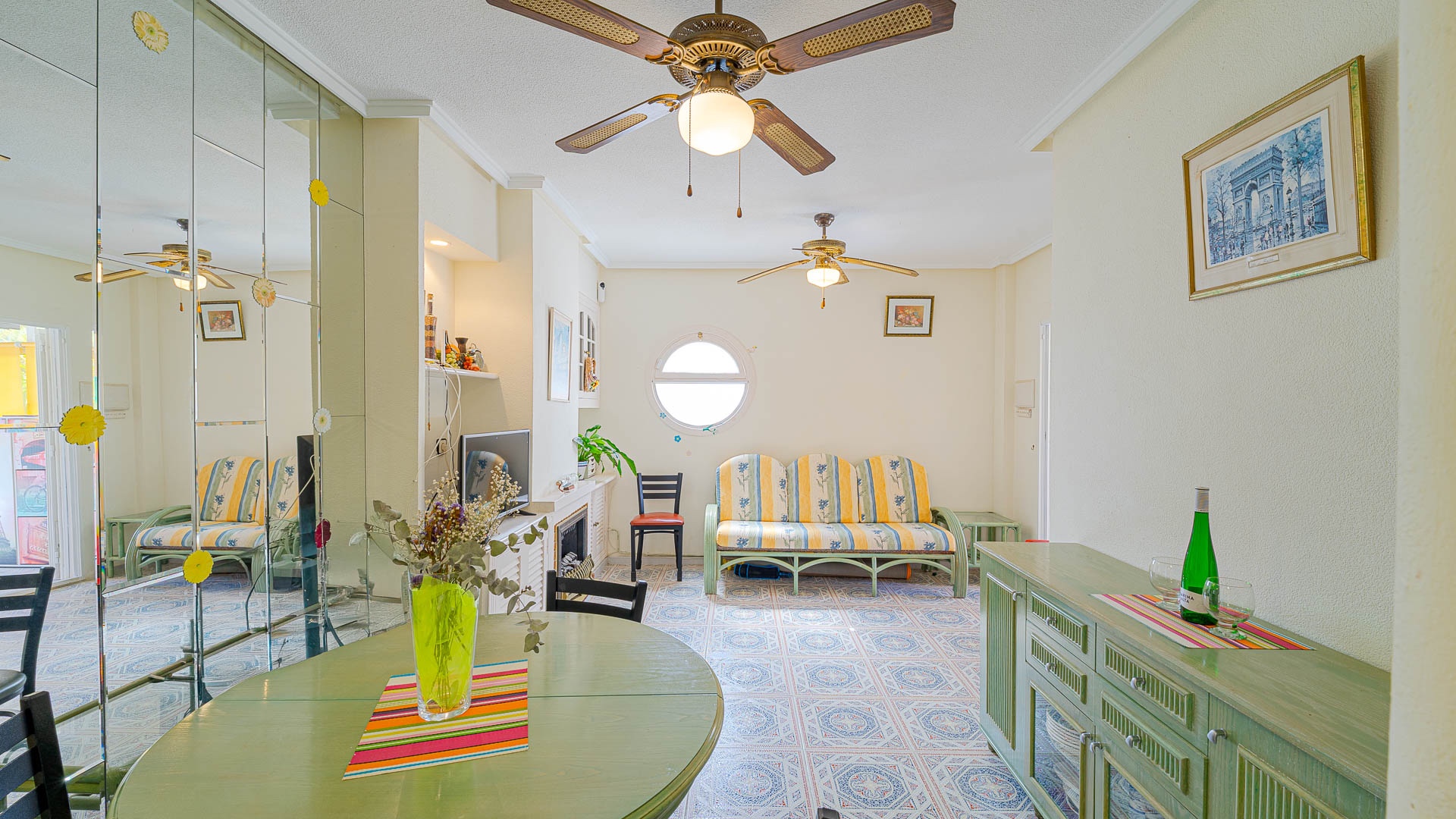 Sold - 2 Bedroom 1 Bathroom Apartament in Punta Prima - Punta Prima  - Alicante