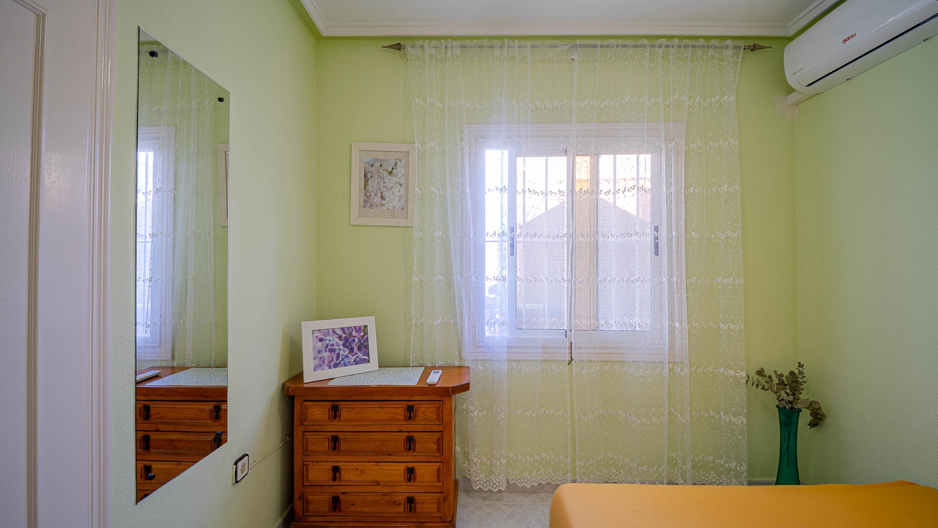 Sold - 2 Bedroom 1 Bathroom Apartament in Punta Prima - Punta Prima  - Alicante