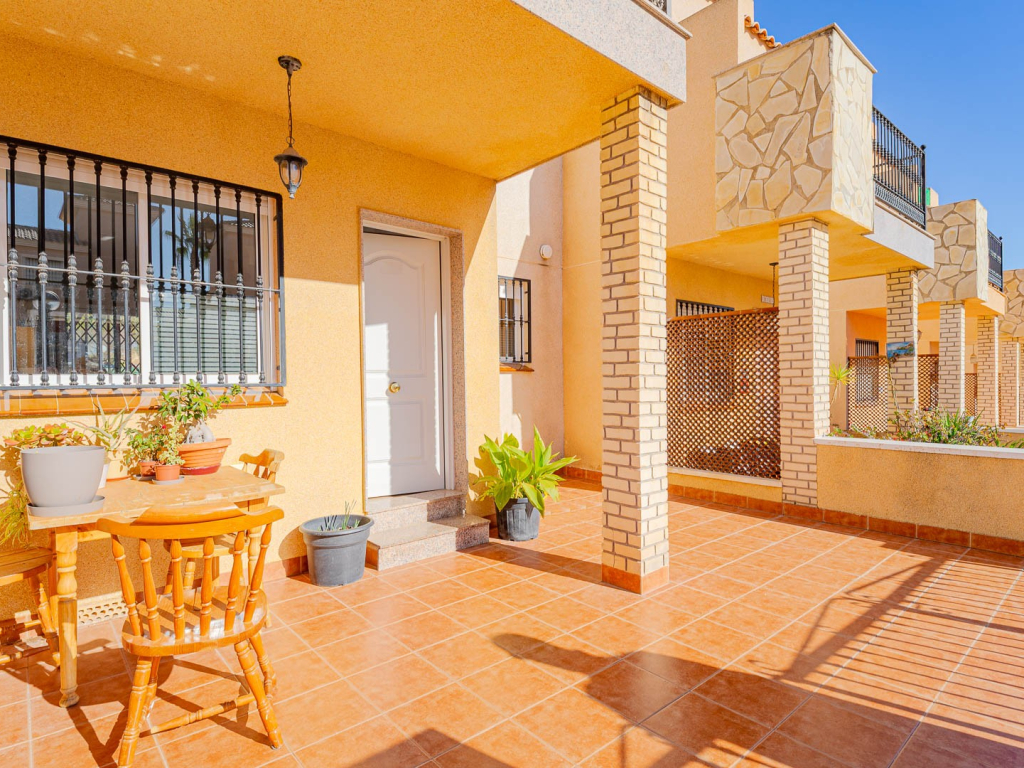 2 Bedroom 1 Bathroom Townhouse in Punta Prima