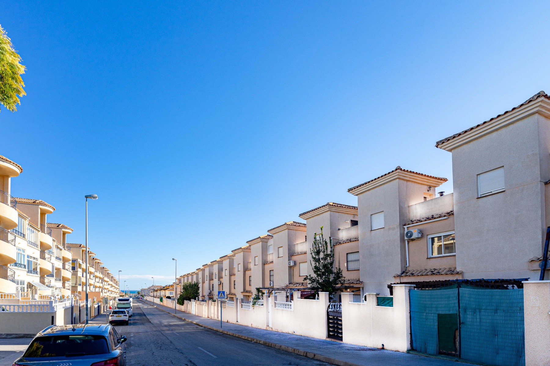 For sale - 2 Bedroom 1 Bathroom Townhouse in Punta Prima - Punta Prima  - Alicante