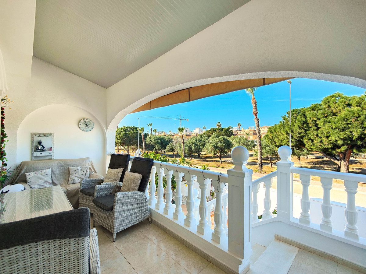 For sale - 2 Bedroom 2 Bathroom House - Detached Villa in Rojales - Ciudad Quesada  - Alicante
