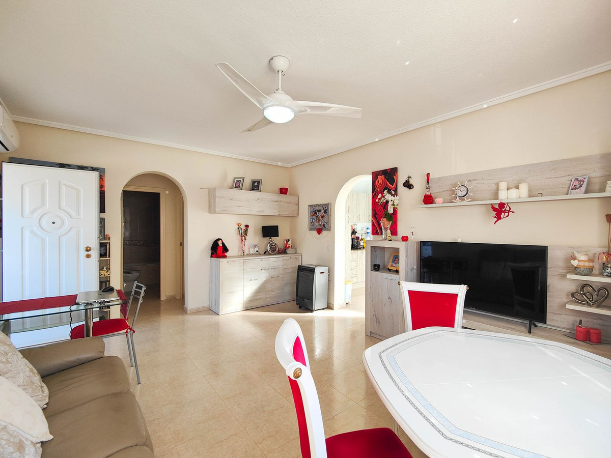 For sale - 2 Bedroom 2 Bathroom House - Detached Villa in Rojales - Ciudad Quesada  - Alicante