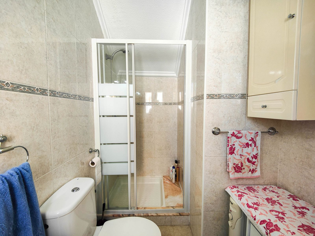 For sale - 2 Bedroom 2 Bathroom House - Detached Villa in Rojales - Ciudad Quesada  - Alicante