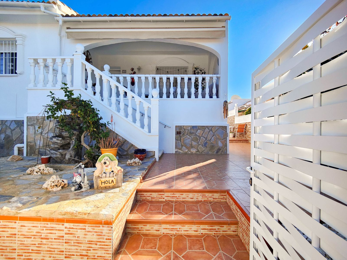 For sale - 2 Bedroom 2 Bathroom House - Detached Villa in Rojales - Ciudad Quesada  - Alicante