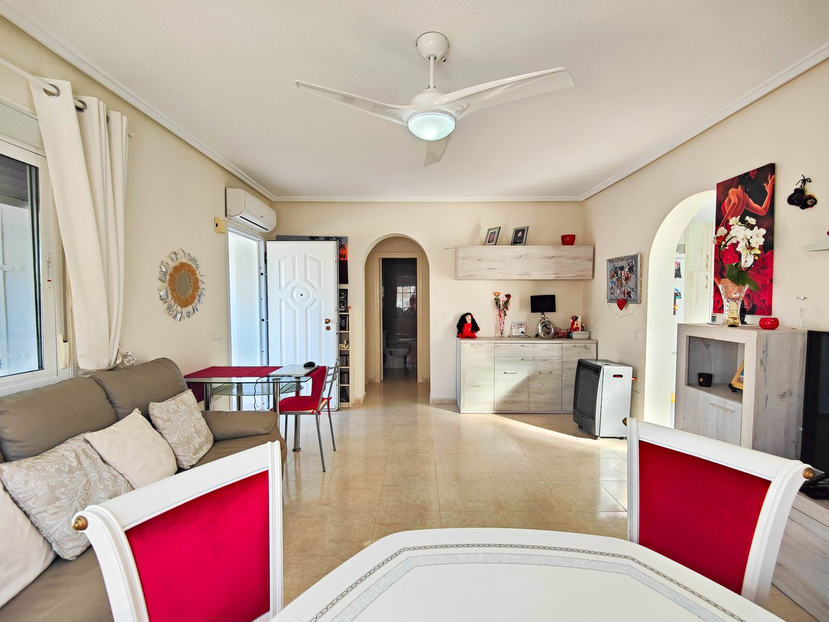 For sale - 2 Bedroom 2 Bathroom House - Detached Villa in Rojales - Ciudad Quesada  - Alicante