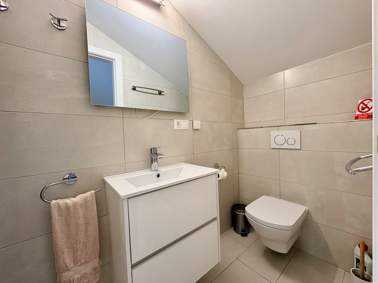 For sale - 4 Bedroom 2 Bathroom Townhouse in Cabo Roig - Cabo Roig  - Alicante