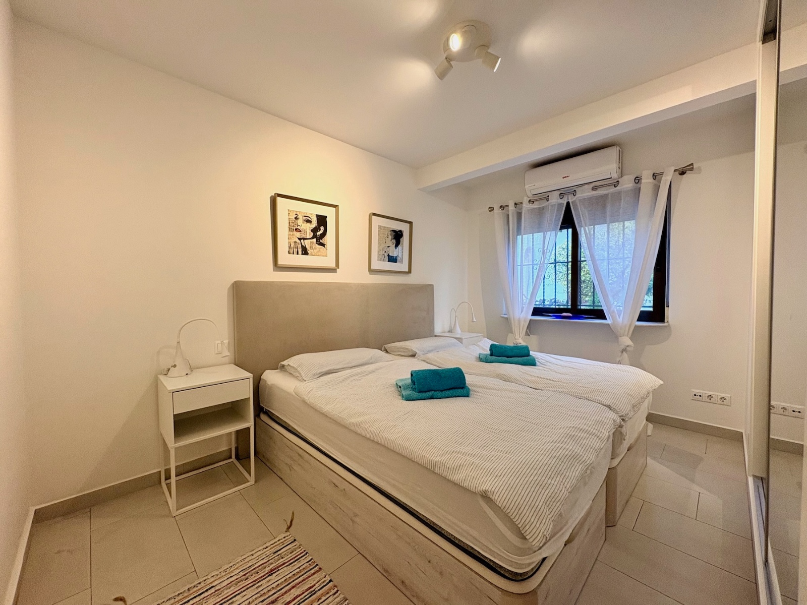 For sale - 4 Bedroom 2 Bathroom Townhouse in Cabo Roig - Cabo Roig  - Alicante